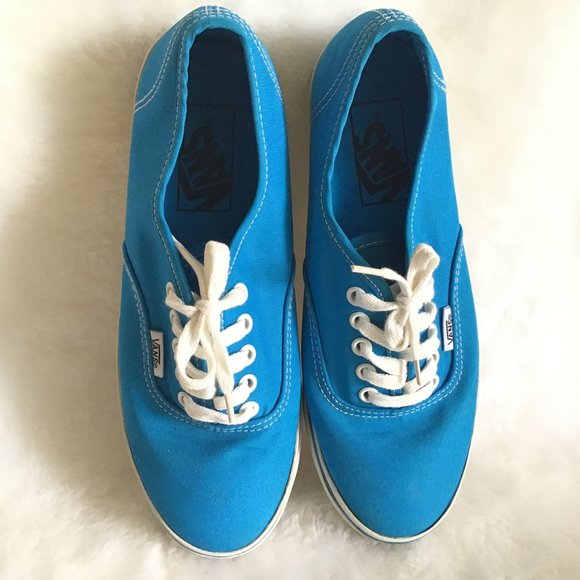 Vans Women's Turquoise Shoes - Picture 3 of 11